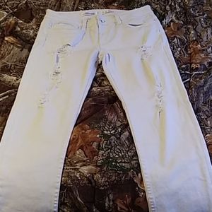 Dollhouse distressed size 11 junior